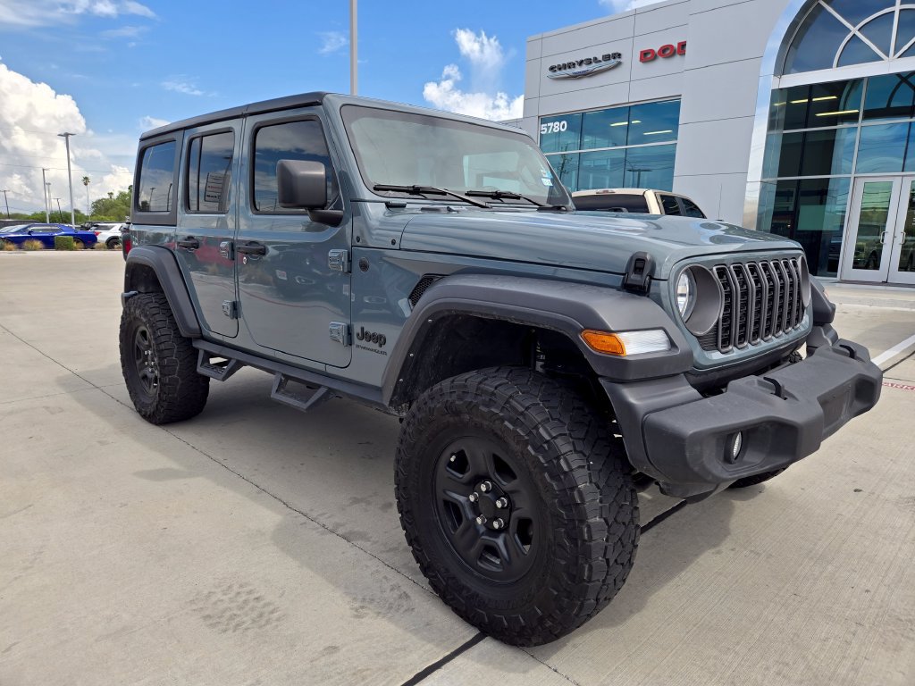 Used 2025 Jeep Wrangler Unlimited Sport AWD/4WD image 1