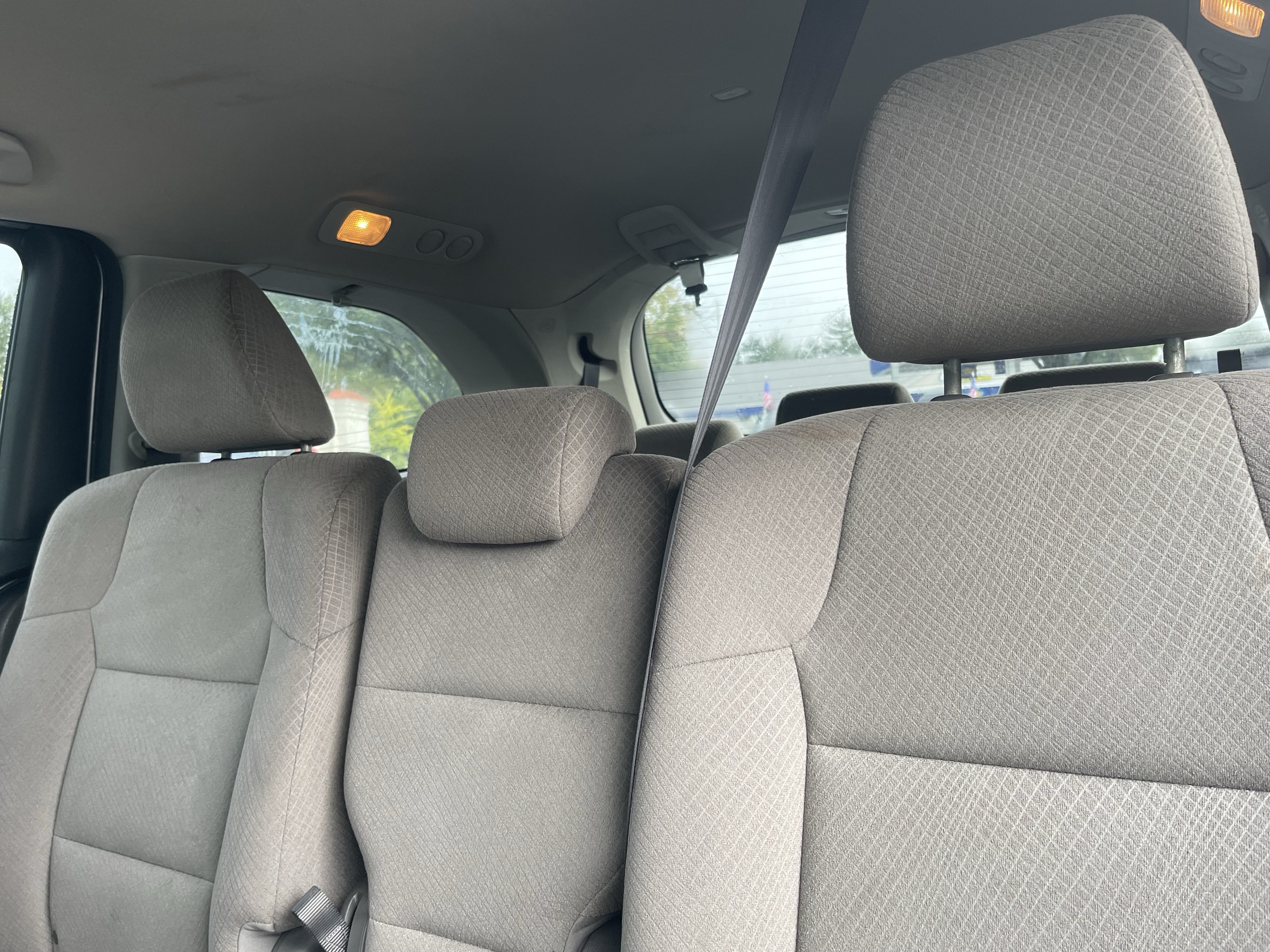 Used 2015 Honda Odyssey EX image 10