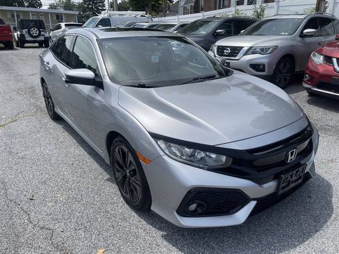 Used 2018 Honda Civic EX image 3