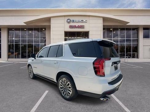 Used 2023 GMC Yukon Denali Ultimate AWD/4WD image 11