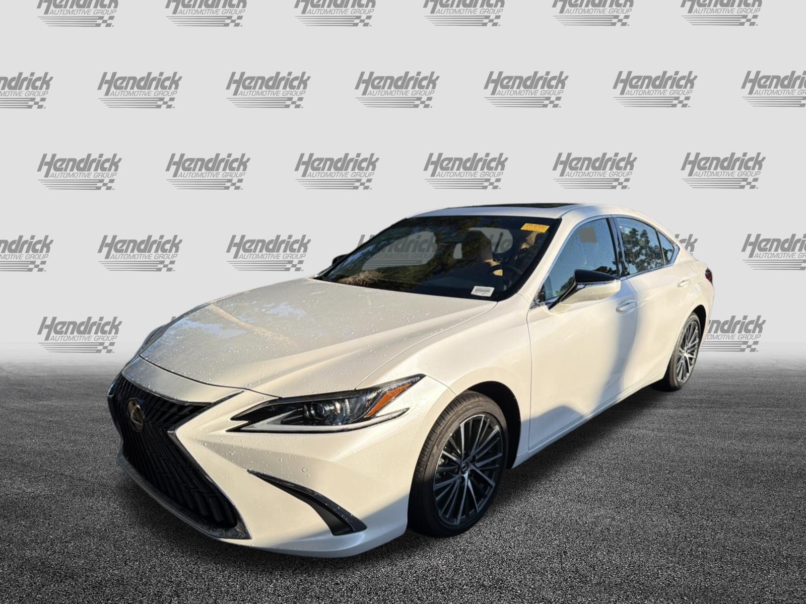 Used 2025 Lexus ES 350 w/ Premium Package FWD image 5