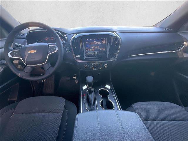 Certified 2023 Chevrolet Traverse LT FWD image 16
