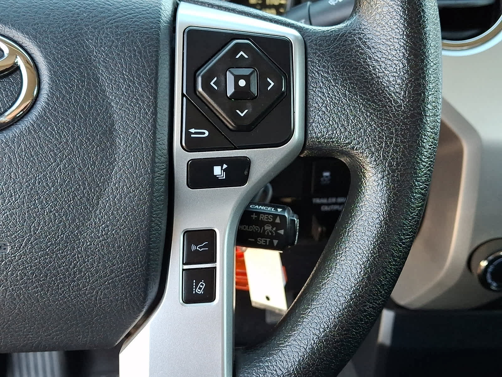 Used 2019 Toyota Tundra SR5 AWD/4WD image 24