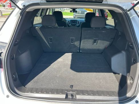 Used 2022 Chevrolet Equinox LT AWD/4WD image 23