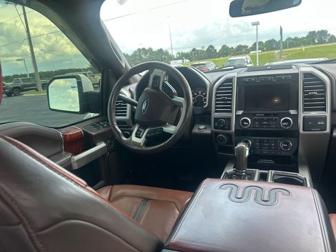 Used 2020 Ford F150 King Ranch w/ Equipment Group 601A Luxury AWD/4WD image 9