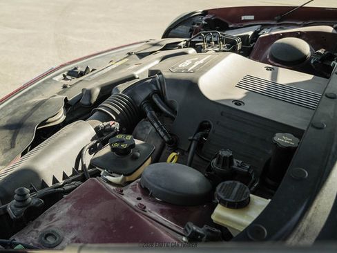 Used 2004 Ford Thunderbird RWD image 26