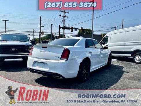 Used 2020 Chrysler 300 S RWD image 5