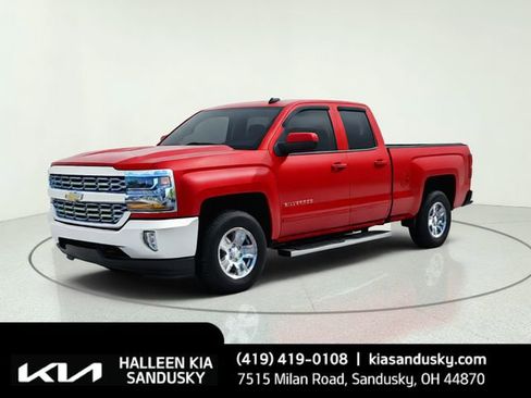 Used 2017 Chevrolet Silverado 1500 LT w/ All Star Edition AWD/4WD image 1