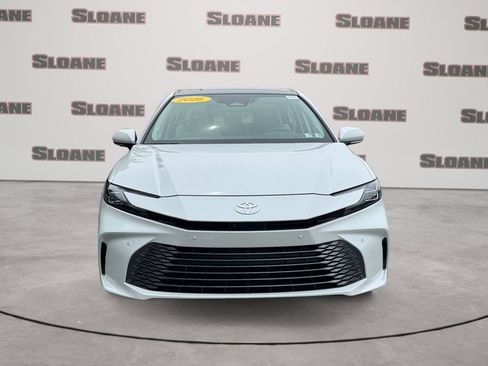 Used 2026 Toyota Camry XLE w/ Premium Plus Package FWD image 8