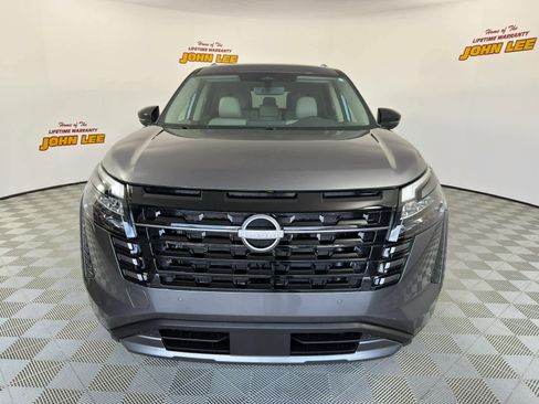 New 2026 Nissan Pathfinder SL image 9