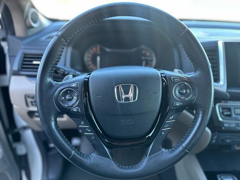 Used 2016 Honda Pilot Elite image 27