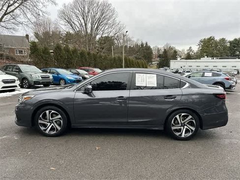Used 2022 Subaru Legacy Limited image 2