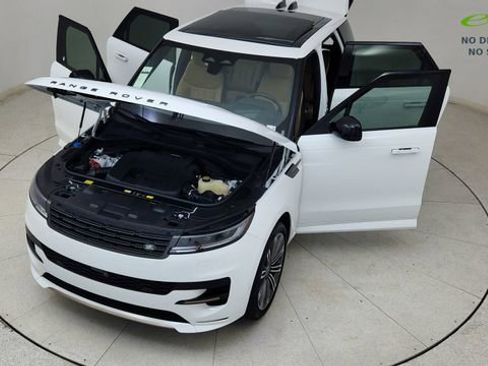 Used 2025 Land Rover Range Rover Sport Dynamic SE image 86