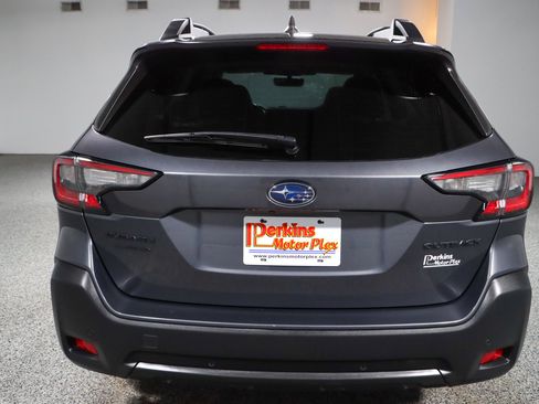 Used 2023 Subaru Outback Onyx Edition AWD/4WD image 8