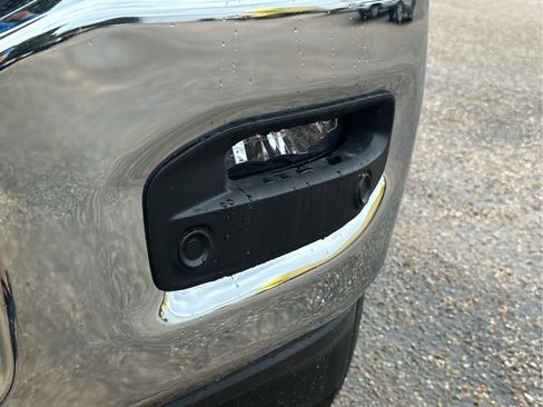 New 2026 RAM 2500 Tradesman w/ Chrome Appearance Group image 10