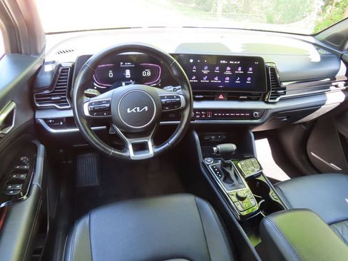 Certified 2023 Kia Sportage X-Line AWD/4WD image 5