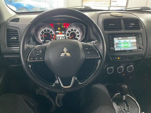 Used 2017 Mitsubishi Outlander Sport SE image 32