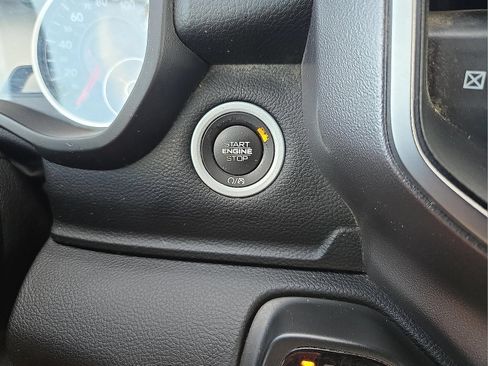 Used 2019 RAM 1500 Big Horn AWD/4WD image 21