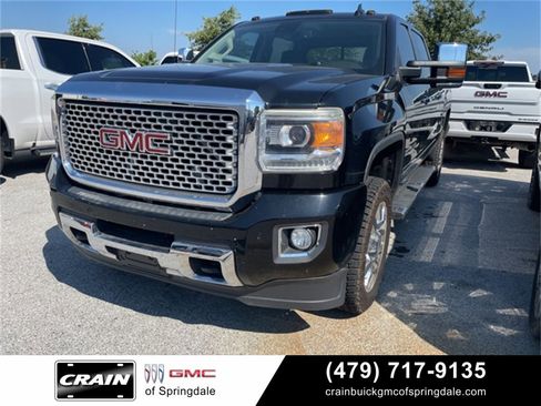 Used 2015 GMC Sierra 2500 Denali w/ Duramax Plus Package image 1