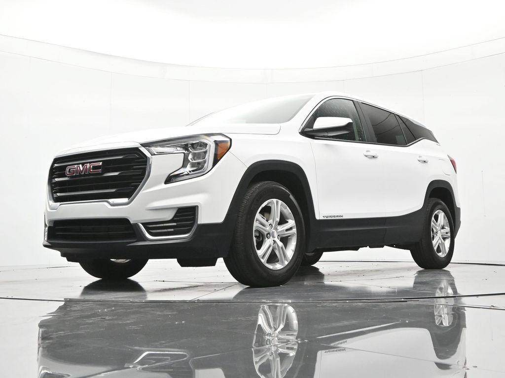 Used 2024 GMC Terrain SLE FWD image 36