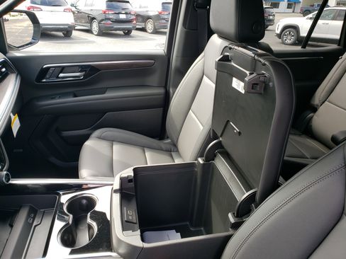 New 2026 Chevrolet Tahoe LT w/ Comfort Package image 29