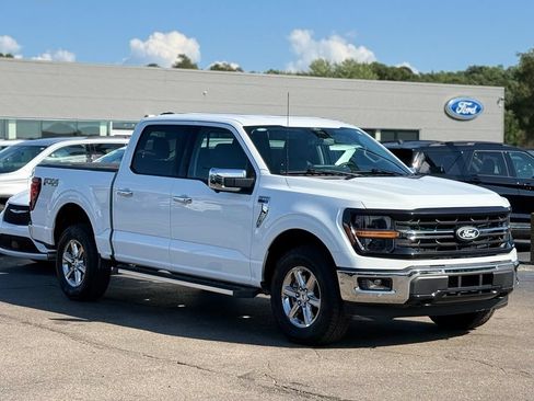 Certified 2024 Ford F150 XLT w/ Equipment Group 302A MID AWD/4WD image 29