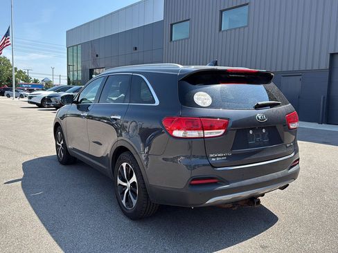 Used 2018 Kia Sorento EX AWD/4WD image 4