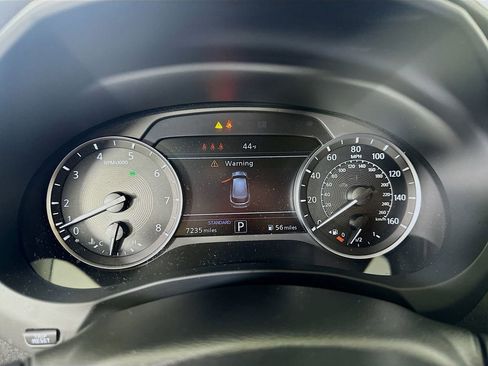 Used 2025 INFINITI QX50 Pure image 24