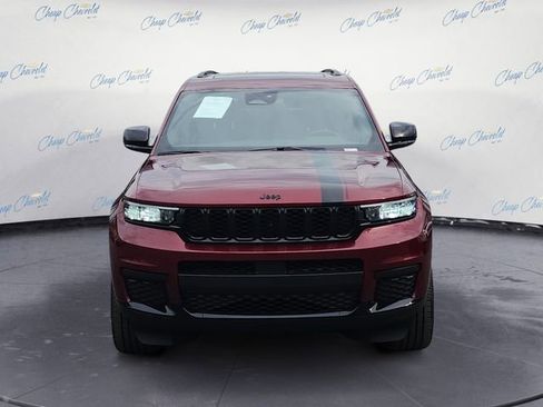 Used 2023 Jeep Grand Cherokee L Laredo AWD/4WD image 8