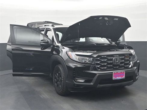 Used 2022 Honda Passport TrailSport image 35