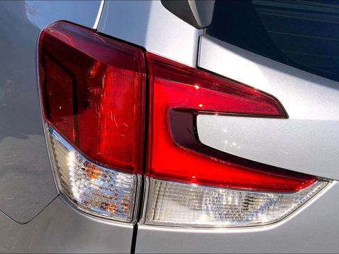 Used 2020 Subaru Forester Premium image 27