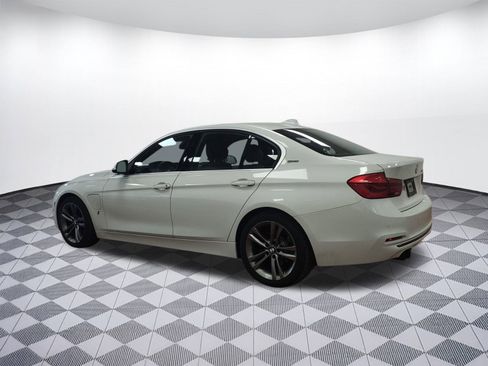 Used 2017 BMW 330e image 3