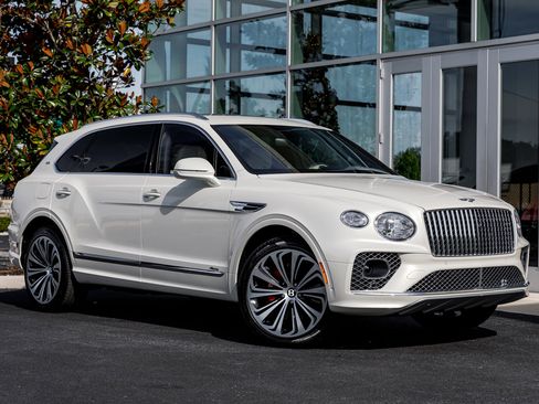 Used 2023 Bentley Bentayga Extended Wheelbase image 34