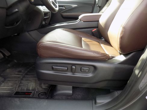 Used 2024 Honda Ridgeline RTL image 10