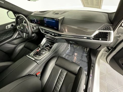 Used 2026 BMW X6 M Competition w/ Executive Package image 17