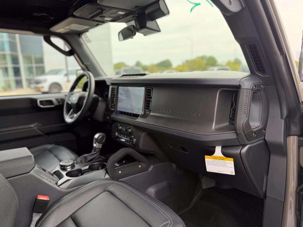 New 2026 Ford Bronco Big Bend w/ Black Diamond Package AWD/4WD image 8