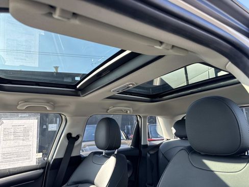 Used 2023 MINI Cooper S image 14