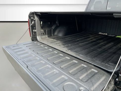 Used 2025 RAM 1500 Big Horn AWD/4WD image 28