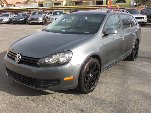 Used 2011 Volkswagen Jetta S image 8