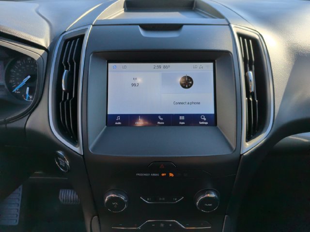 Used 2020 Ford Edge SE FWD image 19