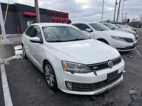 Used 2012 Volkswagen Jetta GLI Autobahn image 6