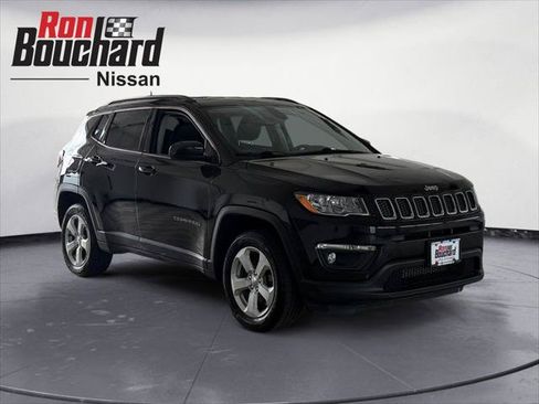 Certified 2019 Jeep Compass Latitude w/ Cold Weather Group AWD/4WD image 1