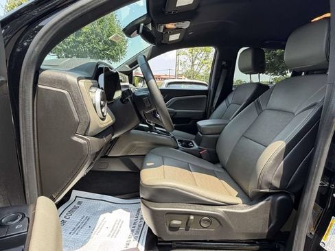 Used 2023 Chevrolet Colorado ZR2 w/ ZR2 Convenience Package III AWD/4WD image 10
