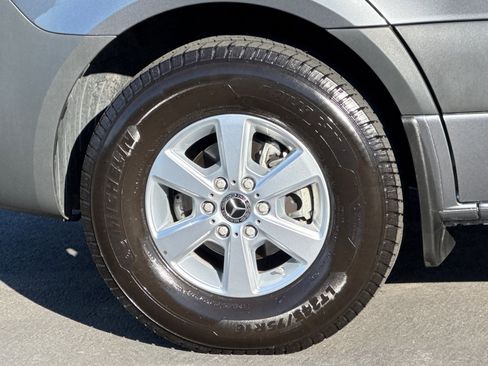 Used 2025 Mercedes-Benz Sprinter 2500 image 26