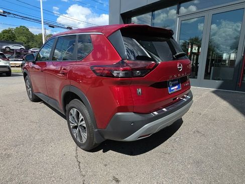 Used 2023 Nissan Rogue SV AWD/4WD image 3