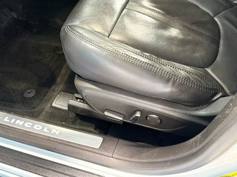 Used 2014 Lincoln MKZ Hybrid w/ Equipment Group 202A Reserve image 18