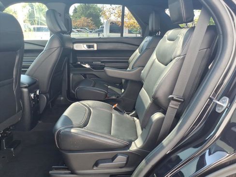 Certified 2022 Ford Explorer ST w/ Equipment Group 401A image 9