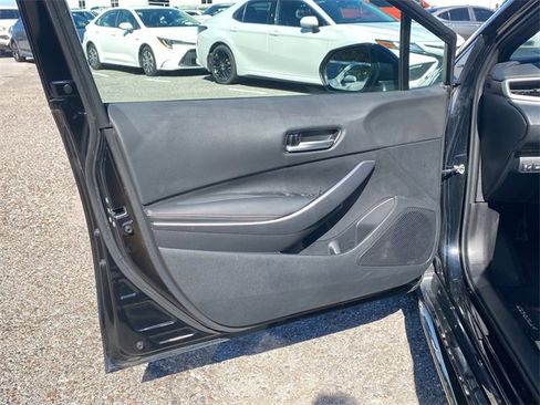 Used 2024 Toyota Corolla SE image 18