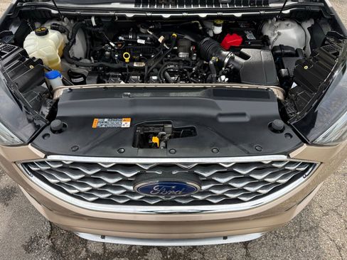 Used 2020 Ford Edge Titanium w/ Equipment Group 301A AWD/4WD image 45