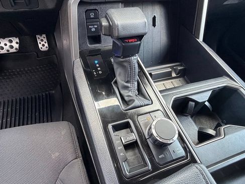 Used 2022 Toyota Tundra SR5 AWD/4WD image 26